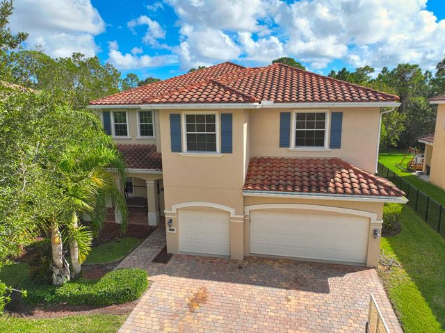 $1,250,000 | 5413 Southwest Honeysuckle Court | Palm City