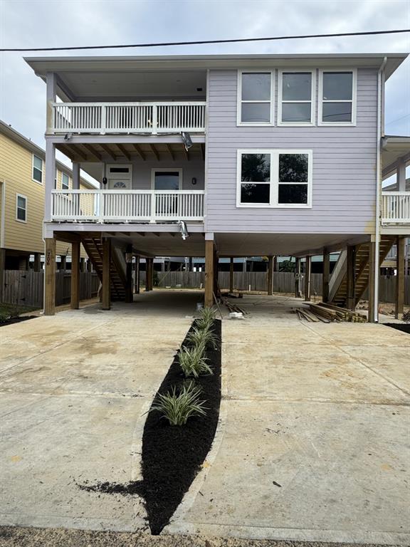 a view of house with outdoor space