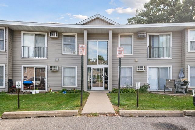 $129,999 | 910 6th Street South, Unit 3 | Peaceful Valley