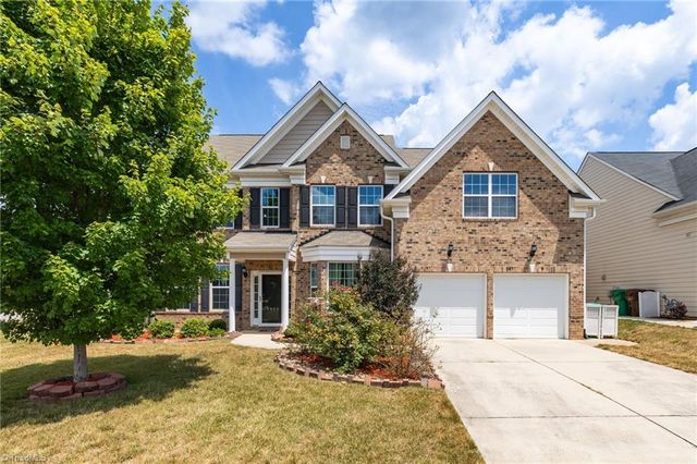 $509,999 | 4403 Saddlewood Club Drive | High Point