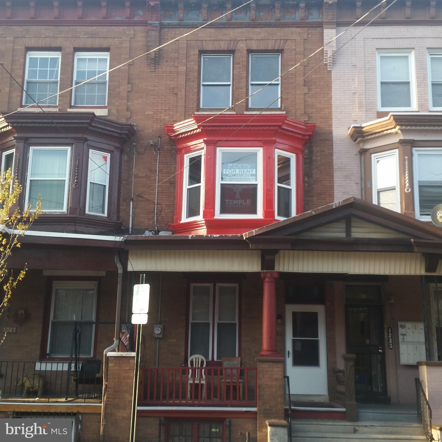 front view of an houses