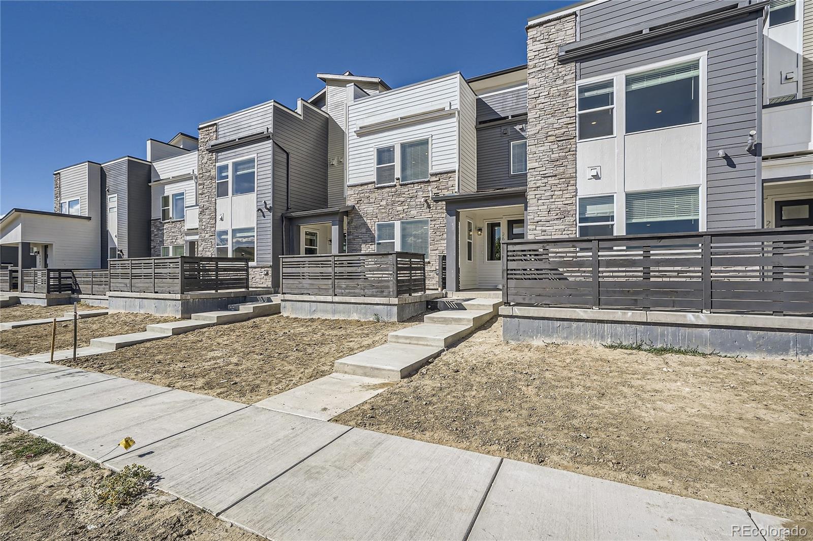 a house view with a outdoor space