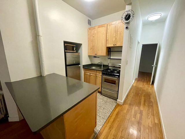 $2,675 | 445 East 83rd Street, Unit 1WR | Upper East Side