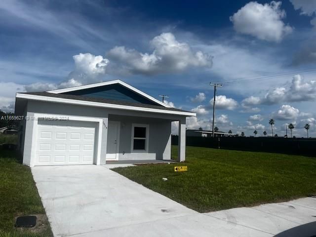 $1,850 | 1524 Las Villas Boulevard | Sebring