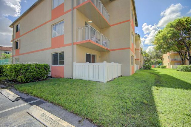 $2,400 | 18860 Northwest 57th Avenue, Unit 108 | Villa Rustica Condominium