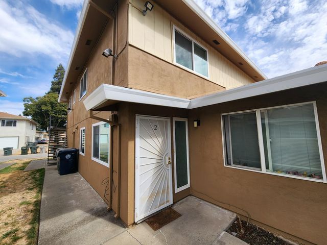 $177,900 | 4359 Shining Star Drive, Unit 2 | Parkway