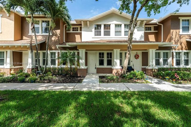 $342,000 | 975 Millbrae Court, Unit 3 | West Palm Beach