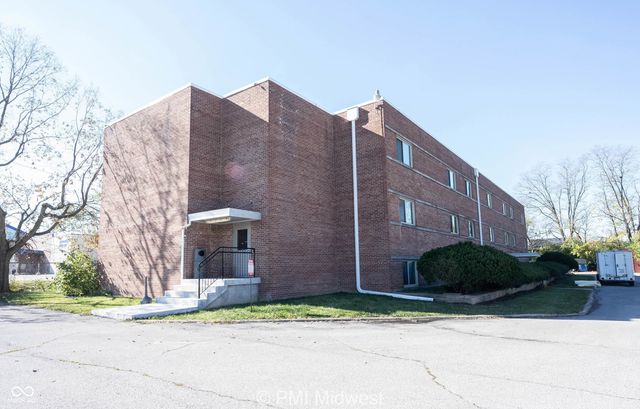 $749 | 2215 East 56th Street, Unit 5 | South Broad Ripple