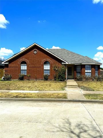 $2,200 | 5202 Wood Creek Lane | Firewheel