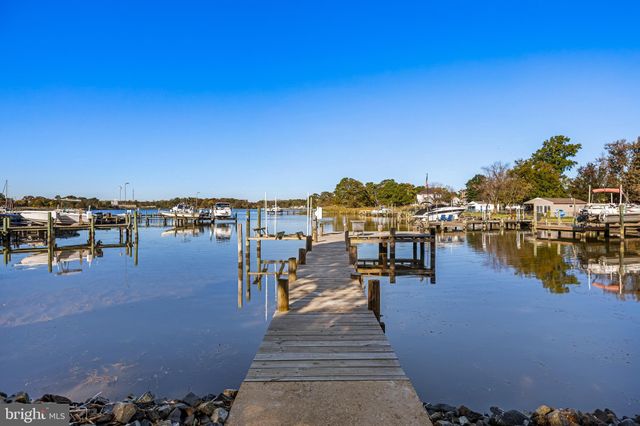 $800,000 | 7304 Betz Avenue | Chesapeake Terrace