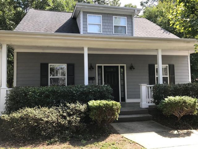 $2,500 | 208 East Roanoke Park Drive | Five Points East