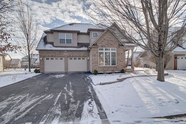 $590,000 | 26403 West Red Apple Road | Plainfield