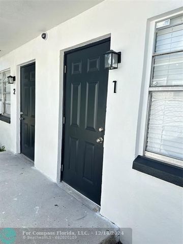 $545,000 | 810 5th Street | Downtown West Palm Beach