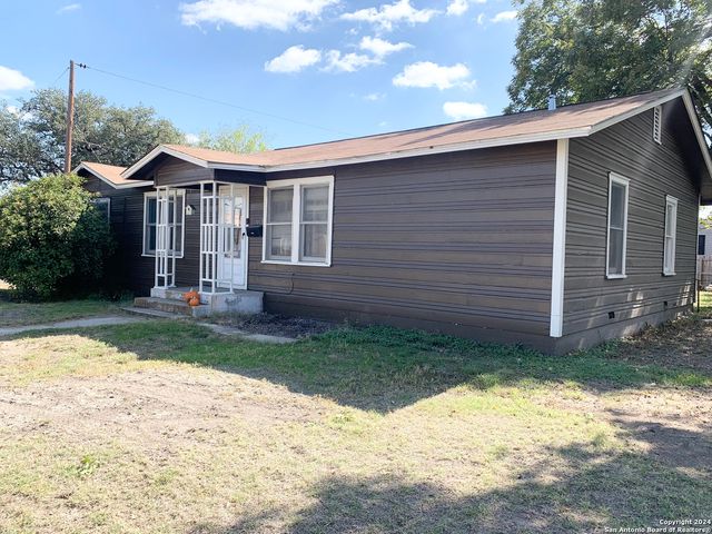 $230,000 | 1101 22nd Street | Hondo