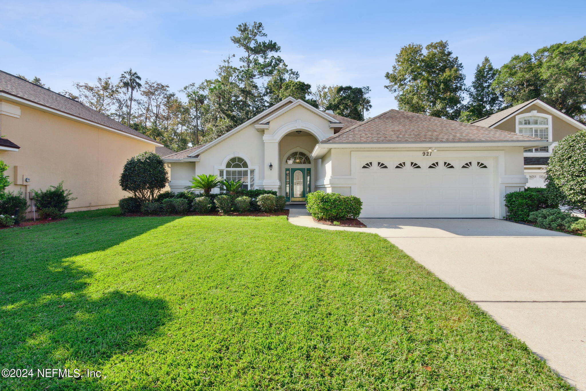 a view of outdoor space yard and garage