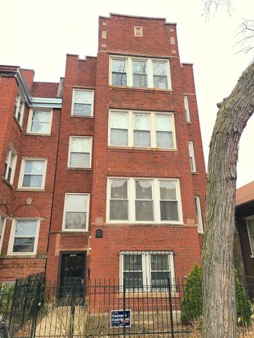 $1,315,000 | 4906 North Whipple Street | Albany Park