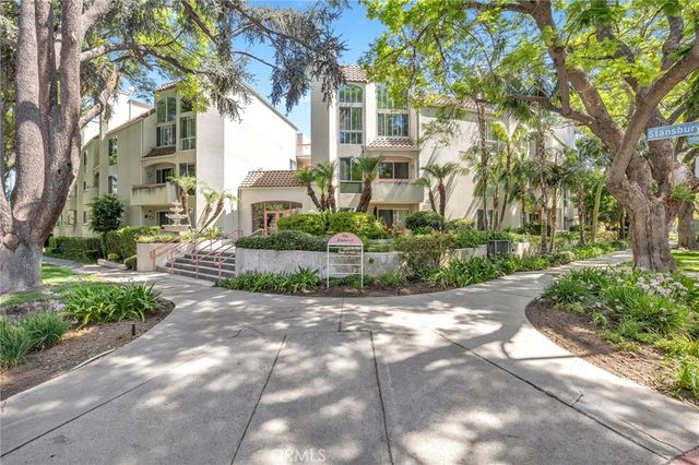 $795,000 | 4242 Stansbury Avenue, Unit 115 | Sherman Oaks