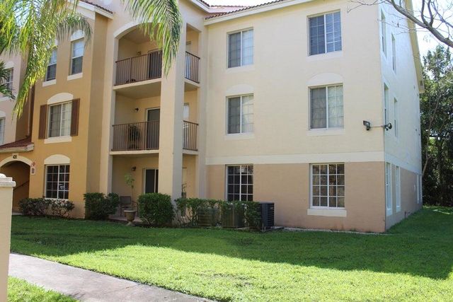 $239,900 | 4211 San Marino Boulevard, Unit 107 | The Villages of Palm Beach Lakes