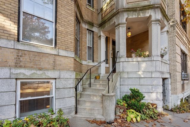 $1,088,000 | 60 Marshal Street, Unit 3 | Lawrence - Brookline