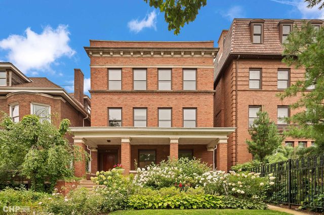 $2,495,000 | 5645 South Woodlawn Avenue | Hyde Park