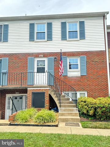 $344,900 | 150 Fairfield Drive, Unit 150C | Warrenton