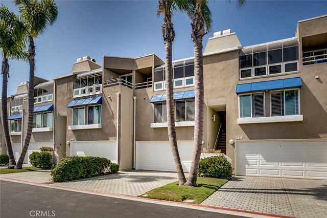 $1,085,000 | 3309 Tempe Drive | Northwest Huntington Beach