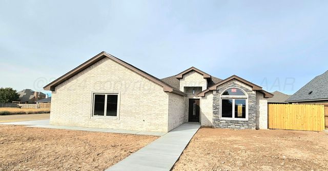 $320,000 | 3113 Mesquite Drive | Dalhart