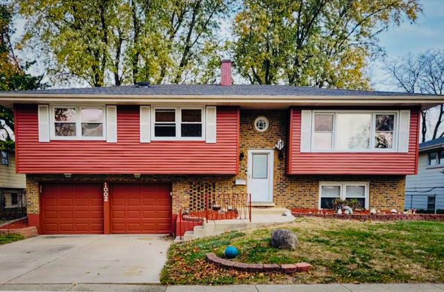 $469,500 | 1002 East Alder Lane | Mount Prospect