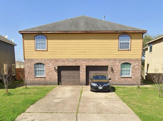 $2,000 | 15506 Waldron Circle