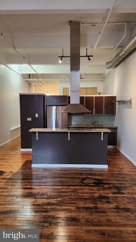 $1,595 | 1228-32 Arch Street, Unit 2D | Center City East