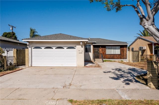 $599,999 | 909 West 156th Street | South Compton