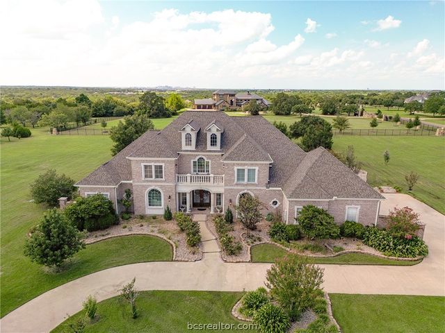 $1,325,000 | 3622 Capstone Drive | Willow Run