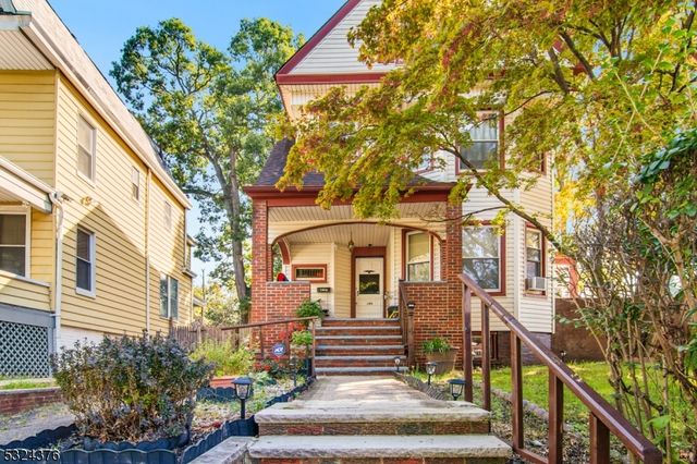 $499,999 | 104 Brighton Avenue | Doddtown