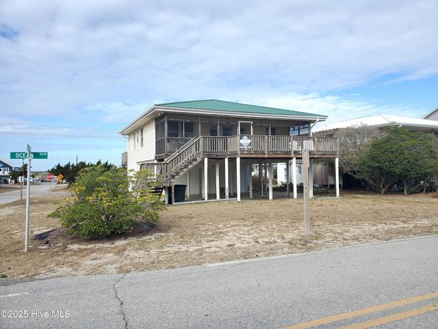 $750,000 | 932 Ocean Boulevard | Topsail Beach