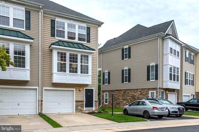 $2,800 | 23042 Fontwell Square | Parkside at Dulles