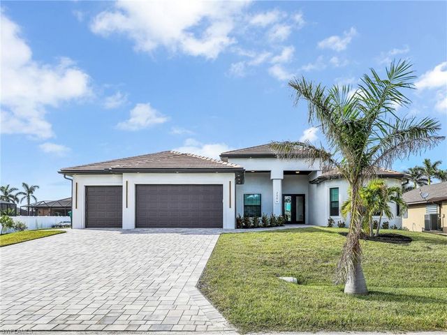 $1,100,000 | 2506 Southwest 24th Court | Cape Coral