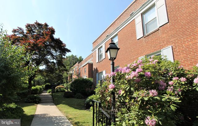 $950 | 139 West Tulpehocken Street, Unit J | West Central Germantown