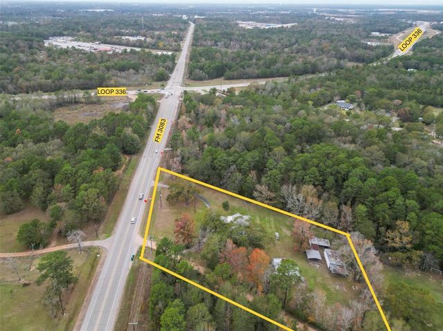 $450,000 | 11737 Farm To Market Road 3083 | Conroe