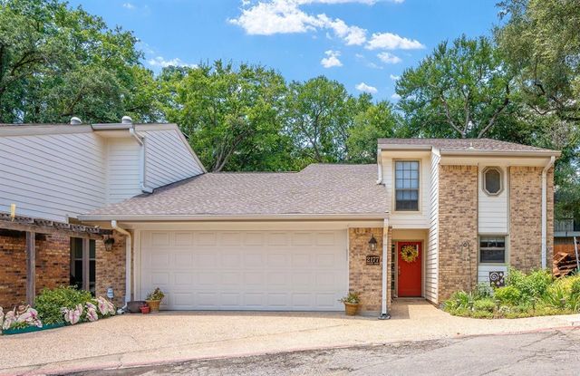 $395,000 | 2177 Kessler Court, Unit 6 | Kessler Park