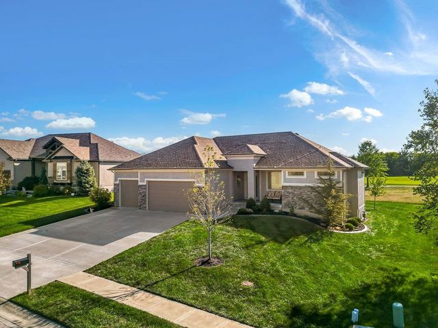 $514,900 | 4304 South Stone Canyon Drive | Independence