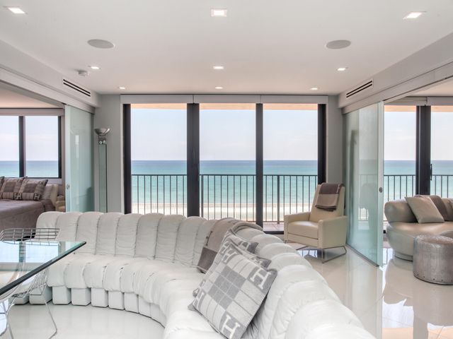 $2,200,000 | 3456 South Ocean Boulevard, Unit 2010 | South Palm Beach - Palm Beach