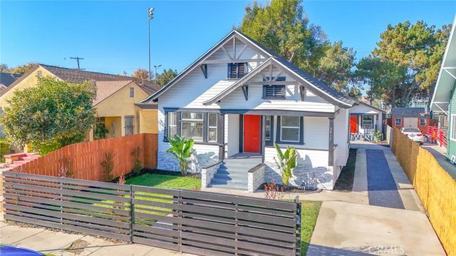 $1,149,900 | 3917 South Harvard Boulevard | Los Angeles Southwest