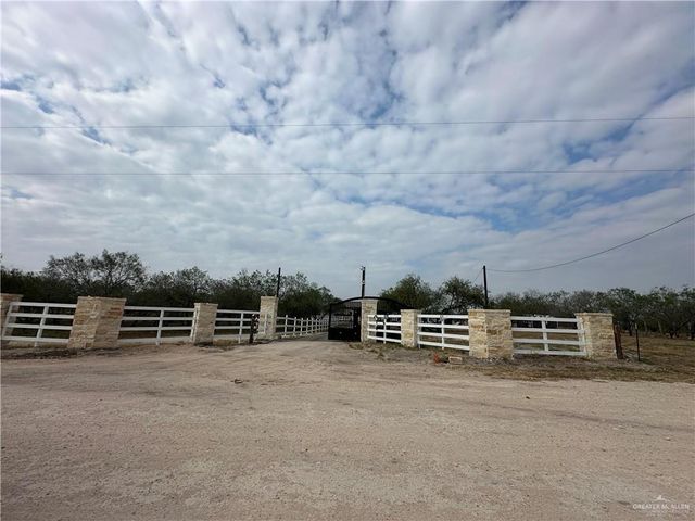 $700,000 | 2325 Highway 285, Unit TRACK 12