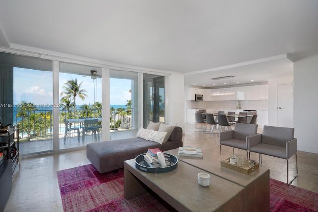 $1,690,000 | 881 Ocean Drive, Unit 3D | Key Biscayne