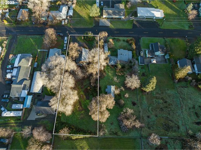 $305,000 | 2444 East 10th Street | The Dalles