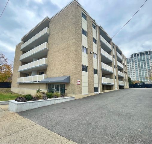 $2,000 | 91 Washington Street, Unit 19 | Quincy Center