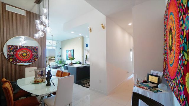 $589,000 | 7661 Northwest 107th Avenue, Unit 807 | Doral