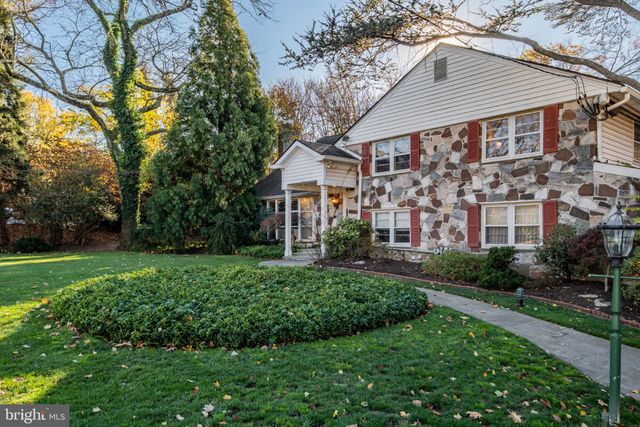 $1,075,000 | 412 Sprague Road | Narberth