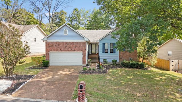 $380,000 | 107 Cambridge Court | Windsor Green