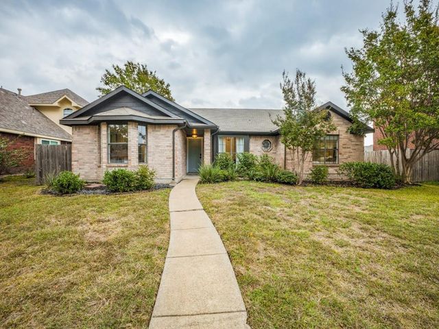 $345,000 | 3204 Auburn Drive | Rowlett